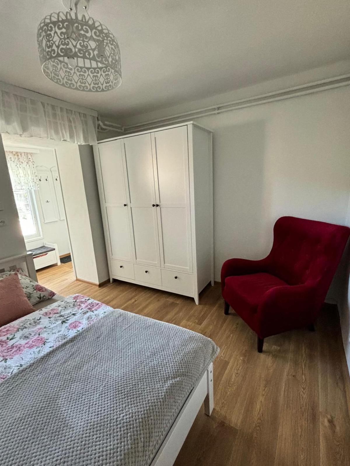 Apartman Vendy การ์โลวีวารี ภายนอก รูปภาพ